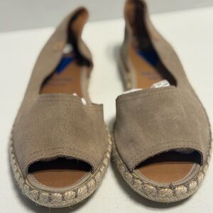 Woman’ Verbenas Carmen Suede Espadrille In A Tan/Stone Color Size 40 US 9